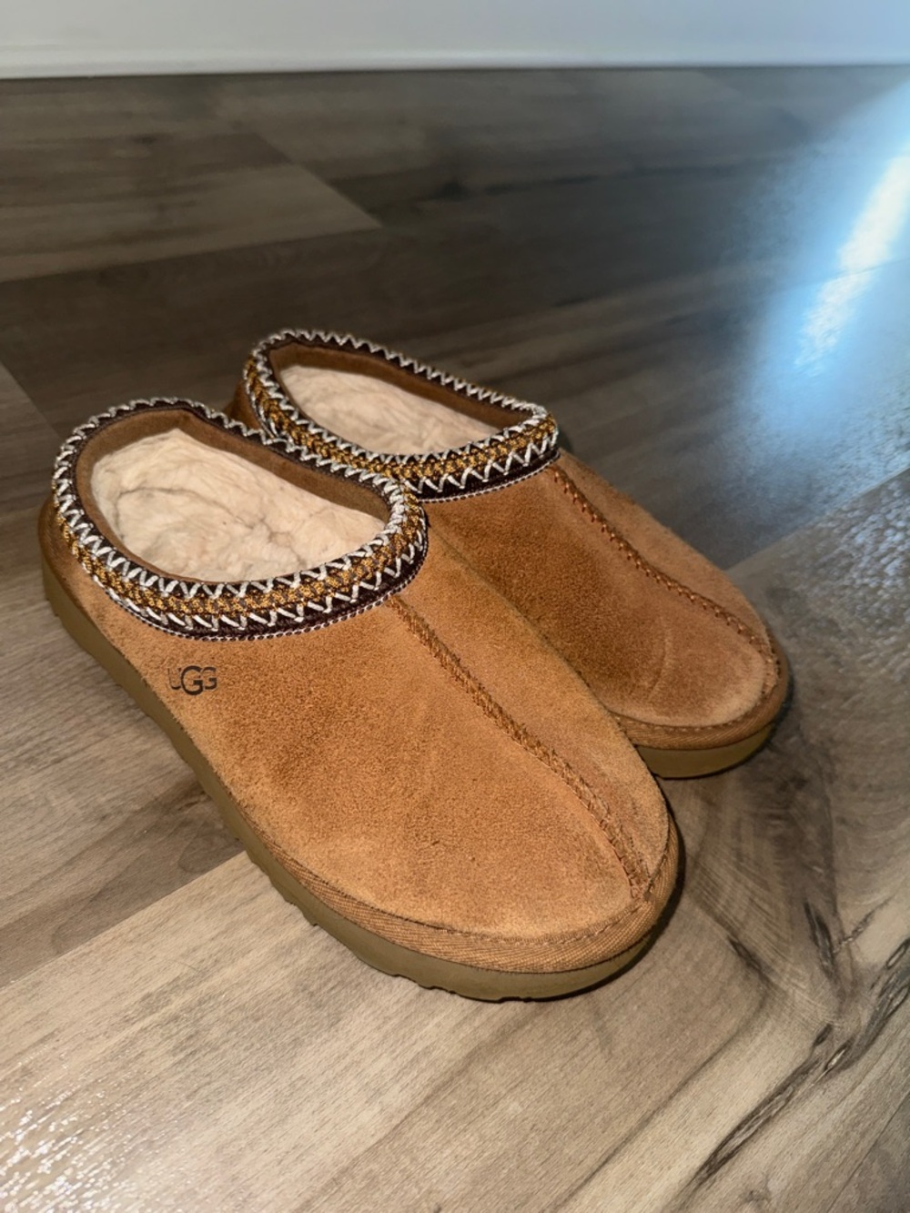 UGG Women Chestnut Suede Slip-On Clog with Shearling Trim